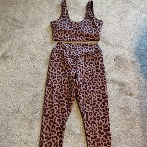 Balance Athletica Ascend King Cheetah Dusk Leggings Sports Bra Set Medium/Large